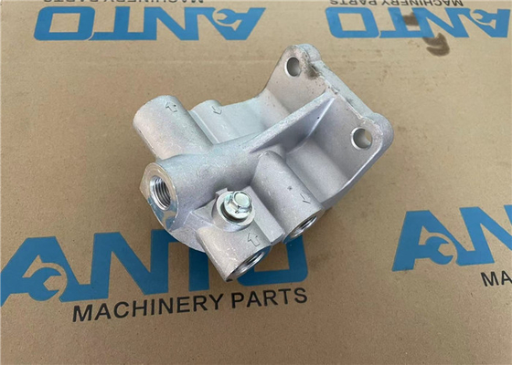 6745-71-7211 6745717211 KOMATSU D65EX D65PX D65WX GD655 GD675 için Filtre Başlı Kazı Makinesi Parçaları